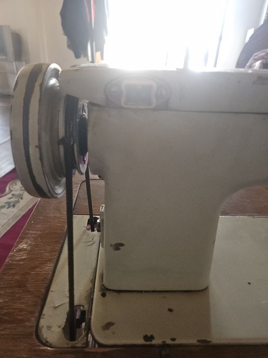 Швейная машина времён СССР