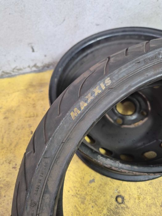 1 Anvelopa MOTO - 120/60/17 55W - Maxxis - NOUA - DOT Vechi !