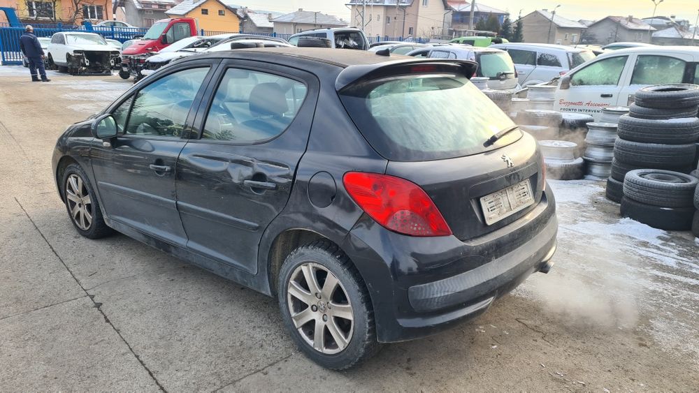 Peugeot 207 1.6 hdi на части