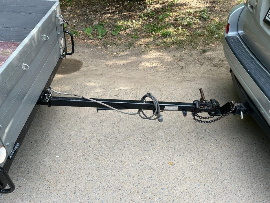Продам прицеп КМЗ 8136