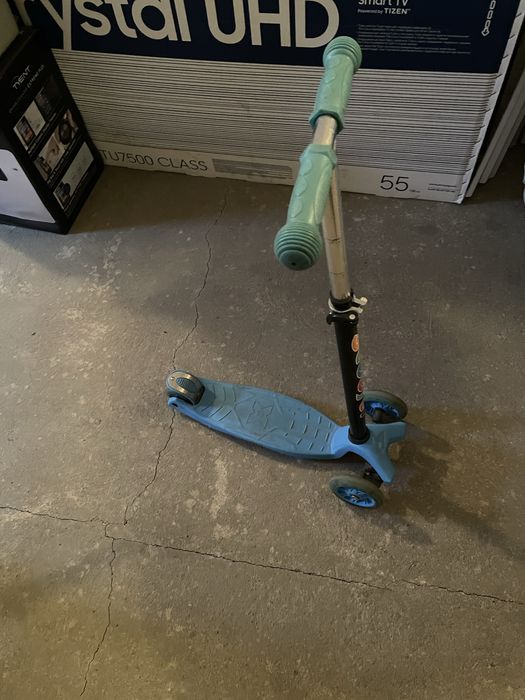 Продам детские самокаты