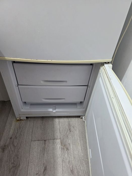 Продается холодильник