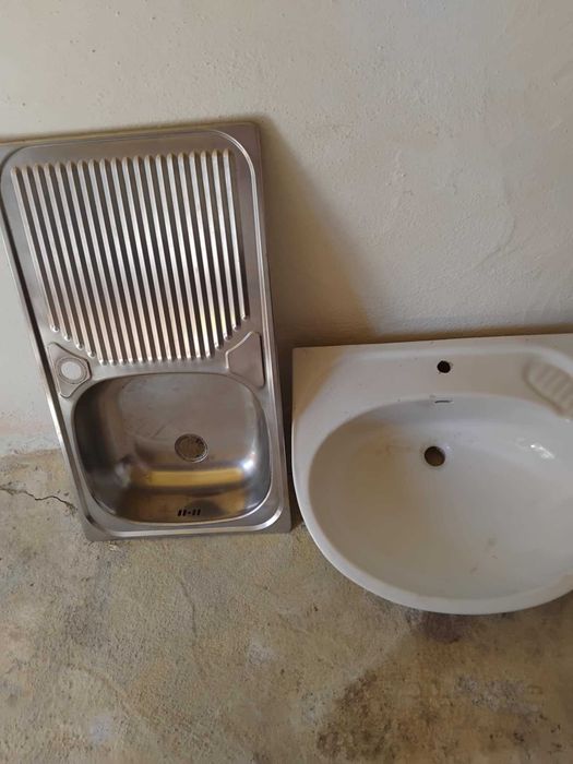 Chiuveta de bucatarie si baie