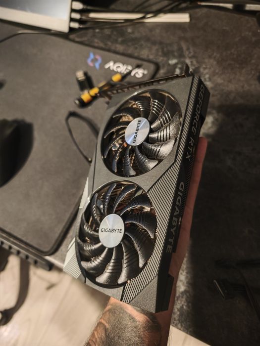 Placa video nvidia RTX 3060 Gigabyte