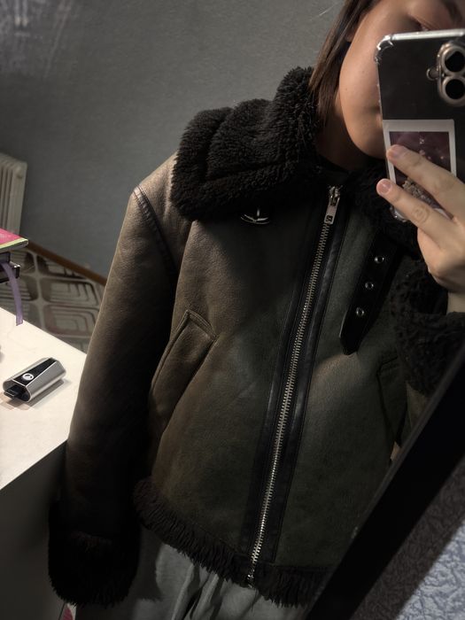 Дубленка.Цвет хакки.