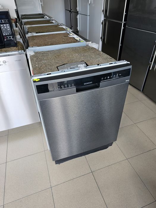 Съдомиялна за частично вграждане SIEMENS iQ 300