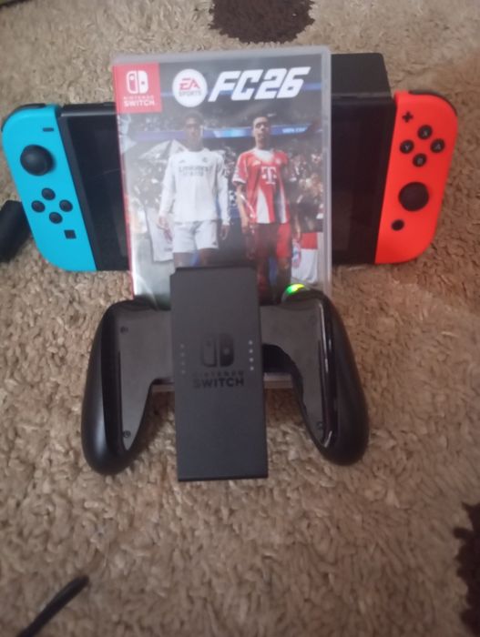 FIFA 26 - Consola Nintendo SWITCH V2 - 256GB - accesorii - 10 jocuri