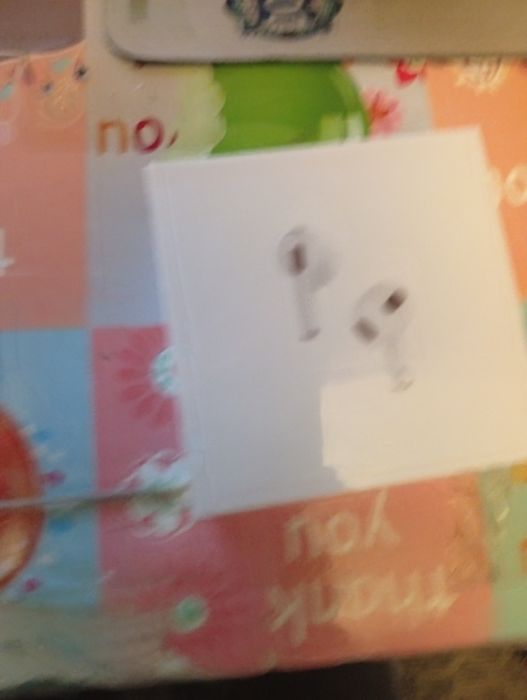 Нашуники новые не открытые