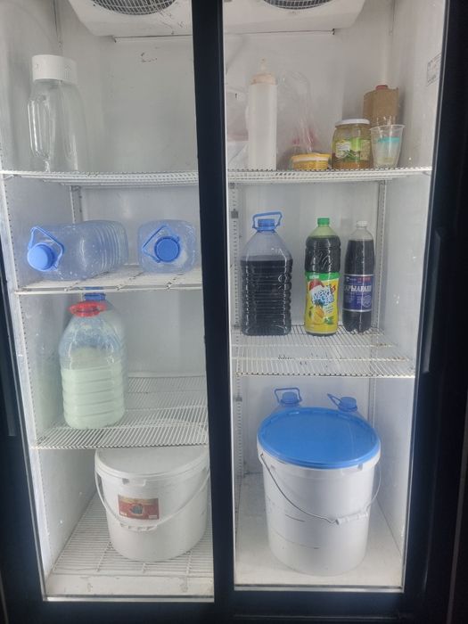 Ветринный холодильник