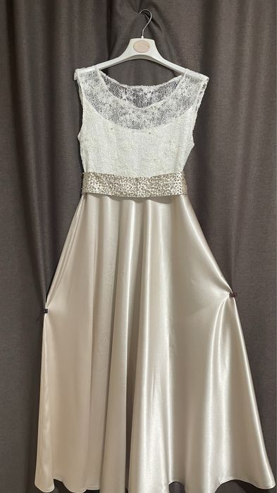 Вечерние платья