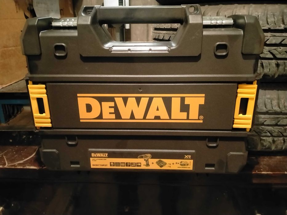 Винтоверт DeWalt.Чисто нов от Великобритания