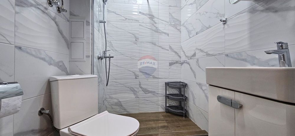 Дава се под наем Едностаен апартамент в Варна, Победа - 35 кв.м за 357 € - Снимка #7