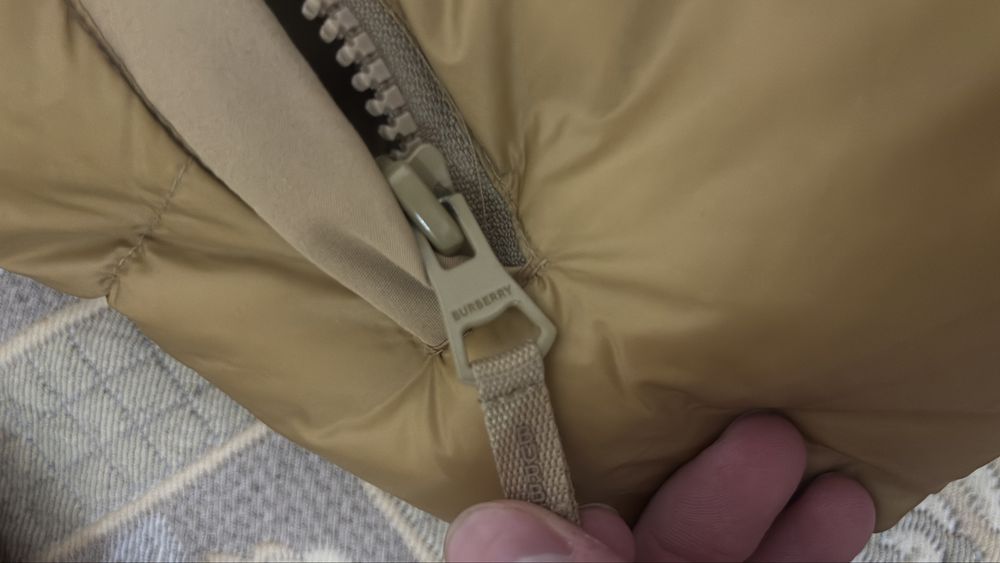Geaca De Iarna Burberry Cu Maneci Detasabile