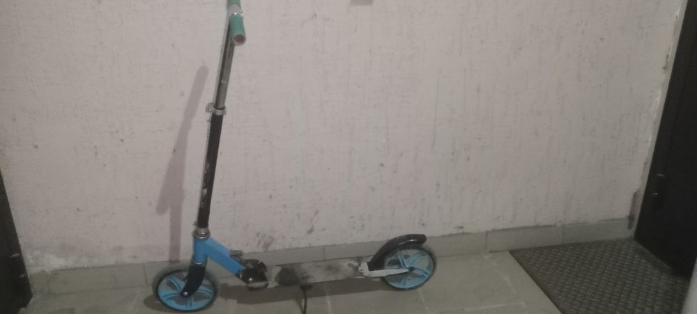 Продам самокат и велосипед