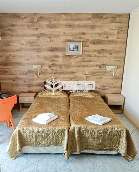 Продава се Хотел в Свети Влас - 930 кв.м за 936 €/кв.м - Снимка #4