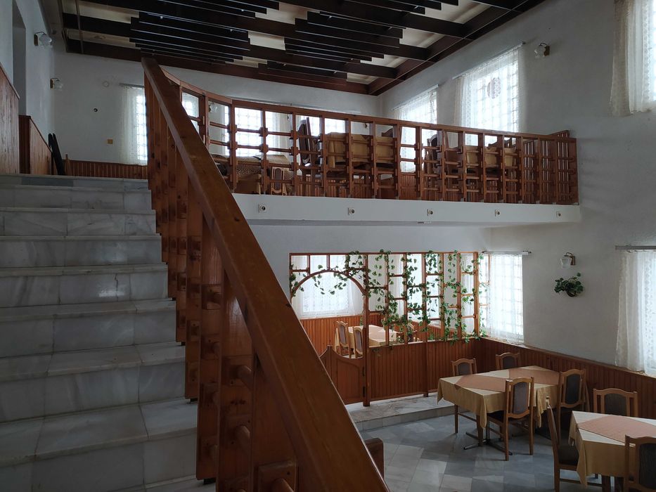 Продава се Къща в с. Мечка, Област Русе - 560 кв.м за 715 €/кв.м - Снимка #2