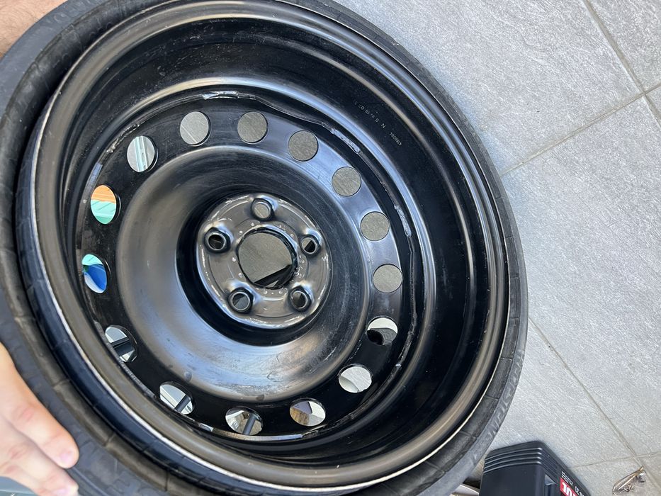 Roată de rezervă 195/75 R18 106P Vredestein – 5 prezoane