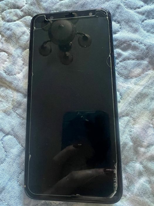 Срочно продам Samsung Galaxy A6+