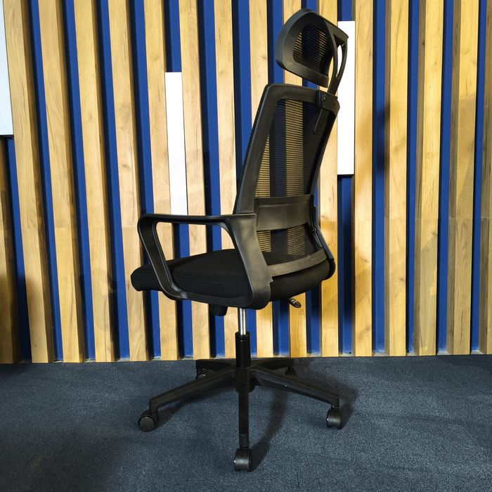 Офисное кресло модель Tomar,