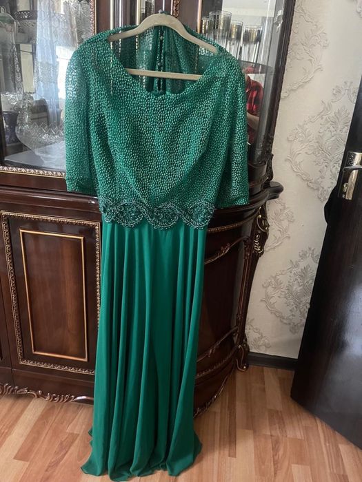 Продаю вечерное платье