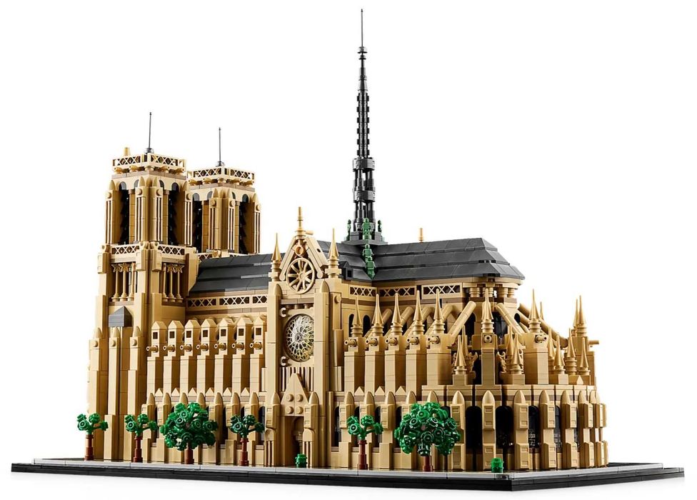 LEGO Architecture 21061 Катедралата Нотр Дам