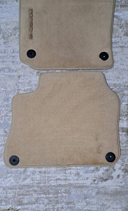 Оригинальные коврики на Порше Панамеру.