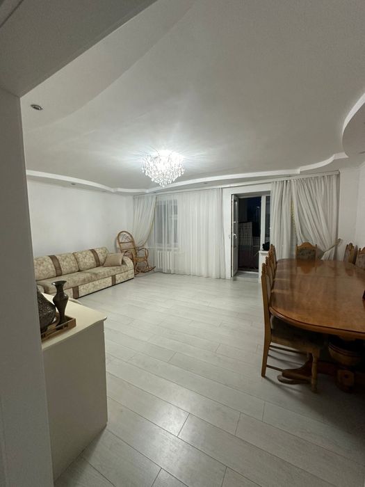 квартира в центре 115кв.м.