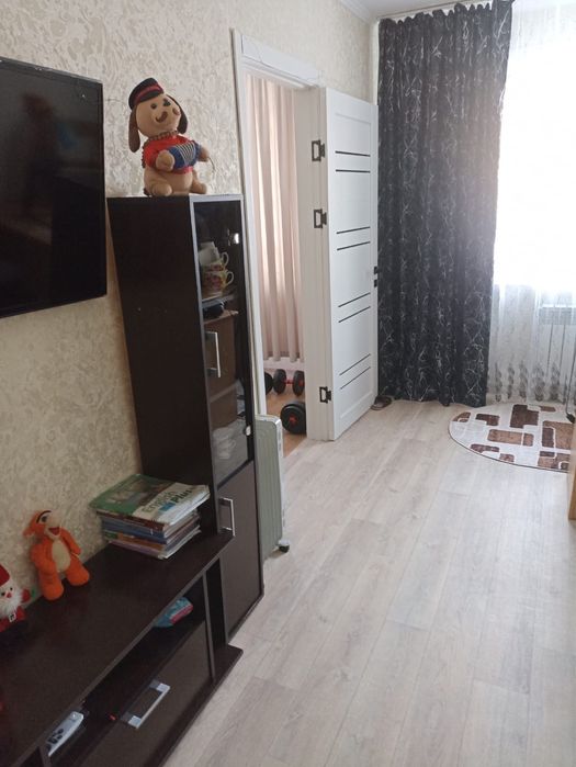 Продам 2 комнатную квартиру срочно