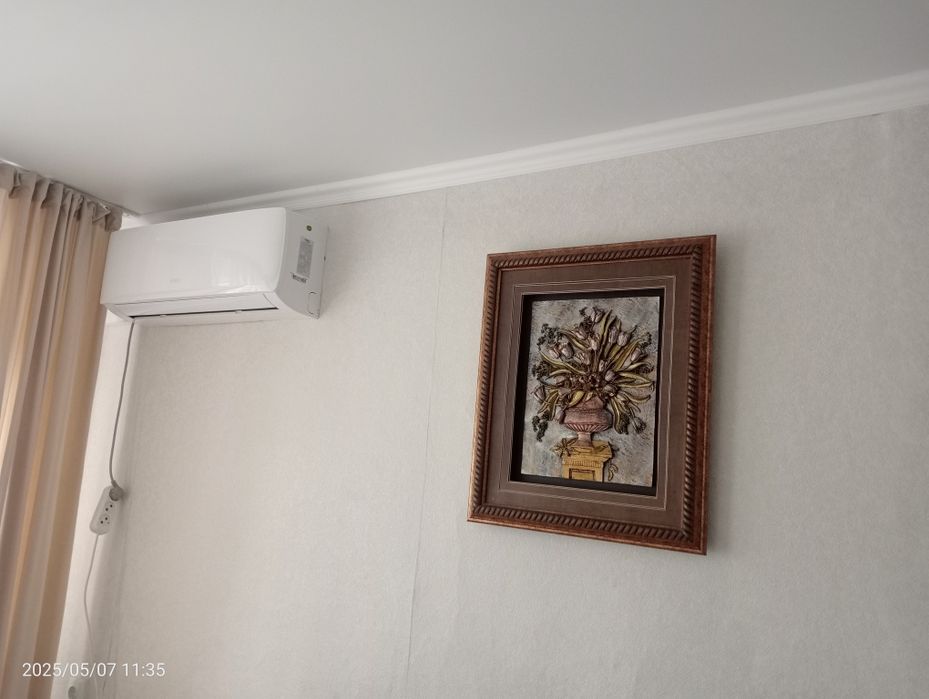 Продам квартиру 2 комн квартиру 2/4