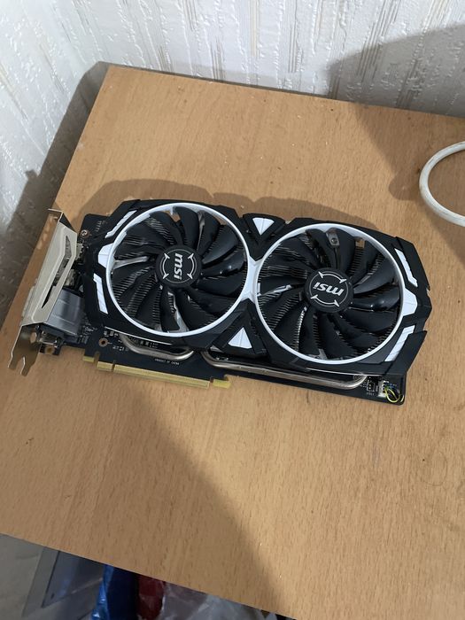 Видеокарта Asus GTX/RTX