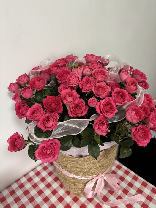 Букет кустовых роз