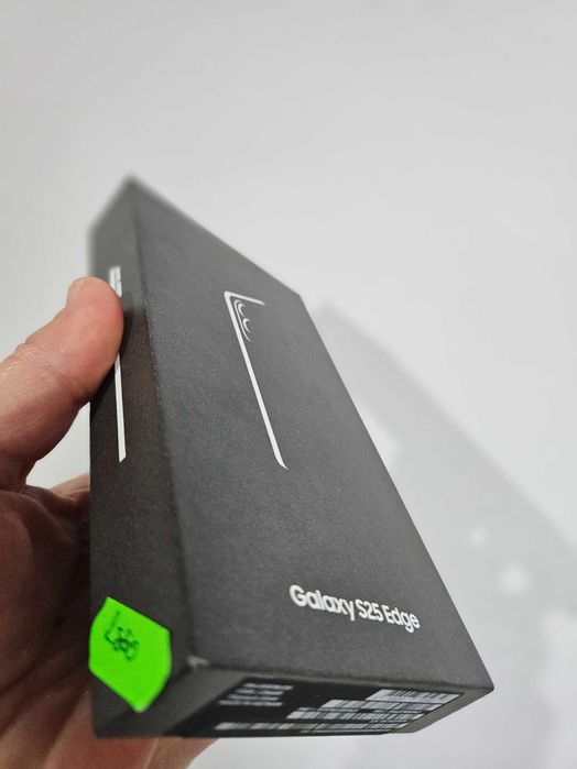 Samsung Galaxy S25 edge 256Gb  nou la cutie, Garantie.