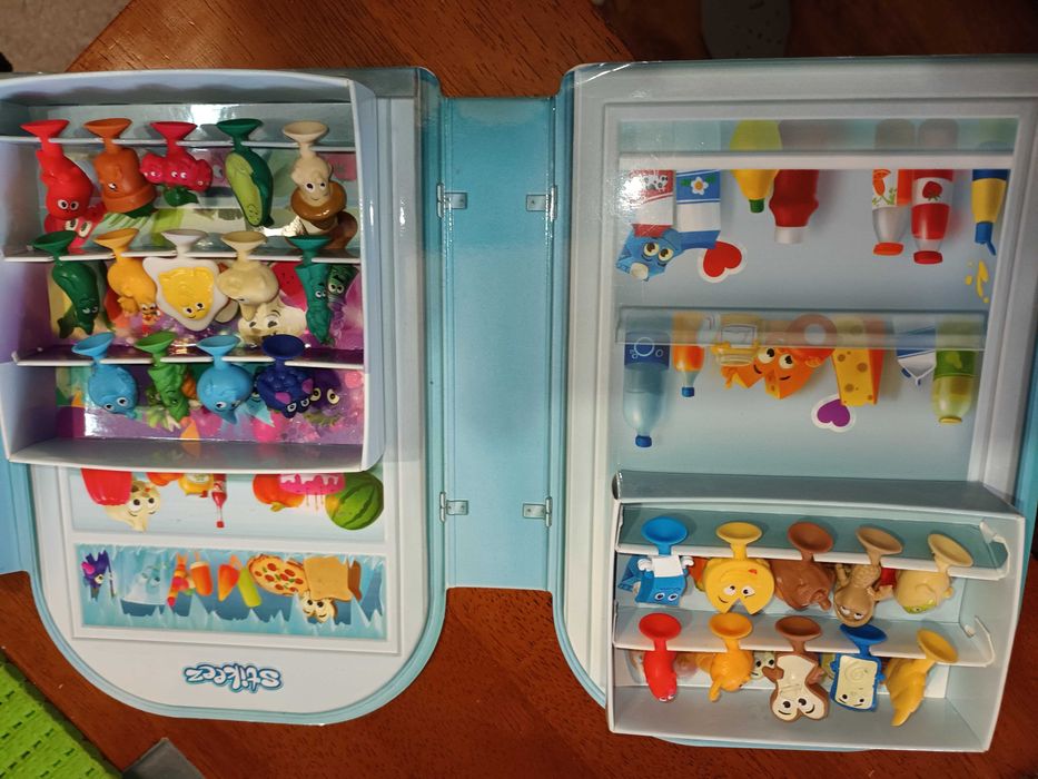 Стикита животни,октоподи футболни