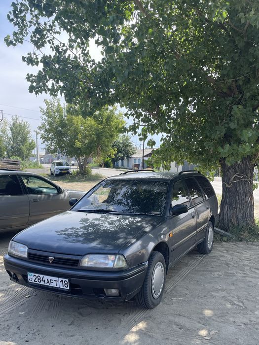 Nissan avenir.