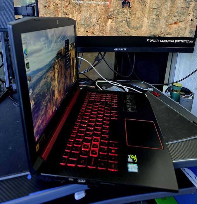 Геймърски лаптоп Acer Nitro 5- i5, 24gb, gtx1050ti/ 256gb nvme, 1Tb hdd