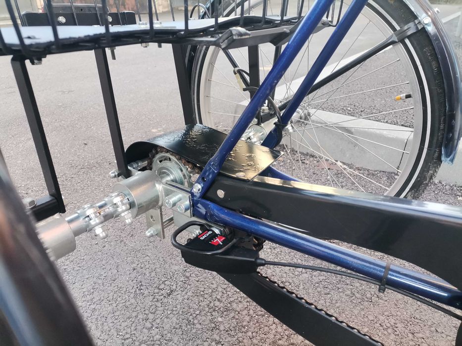 Триколка нова.Сгъваема.