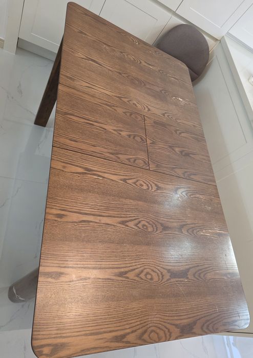 Кухонный стол со стульями