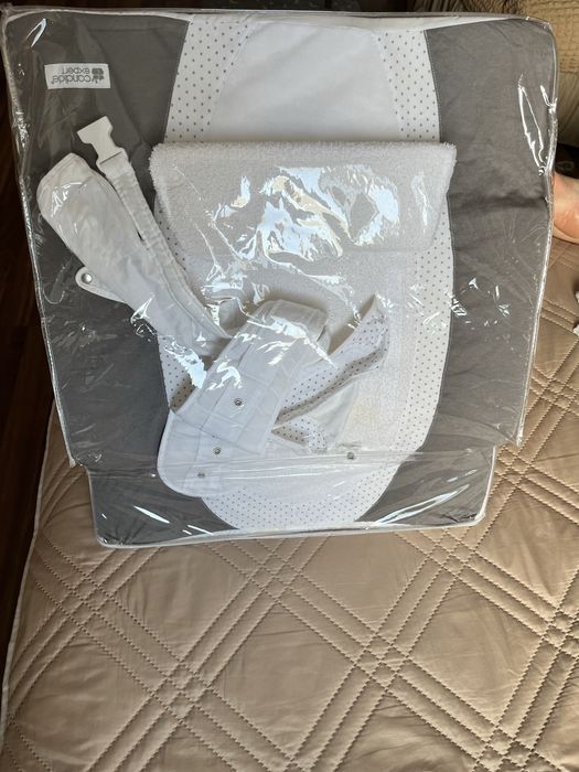 Антирефлуксна възглавница с 30° наклон за бебе