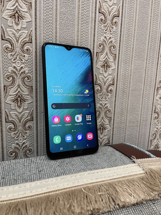 Продается Samsung Galaxy A10