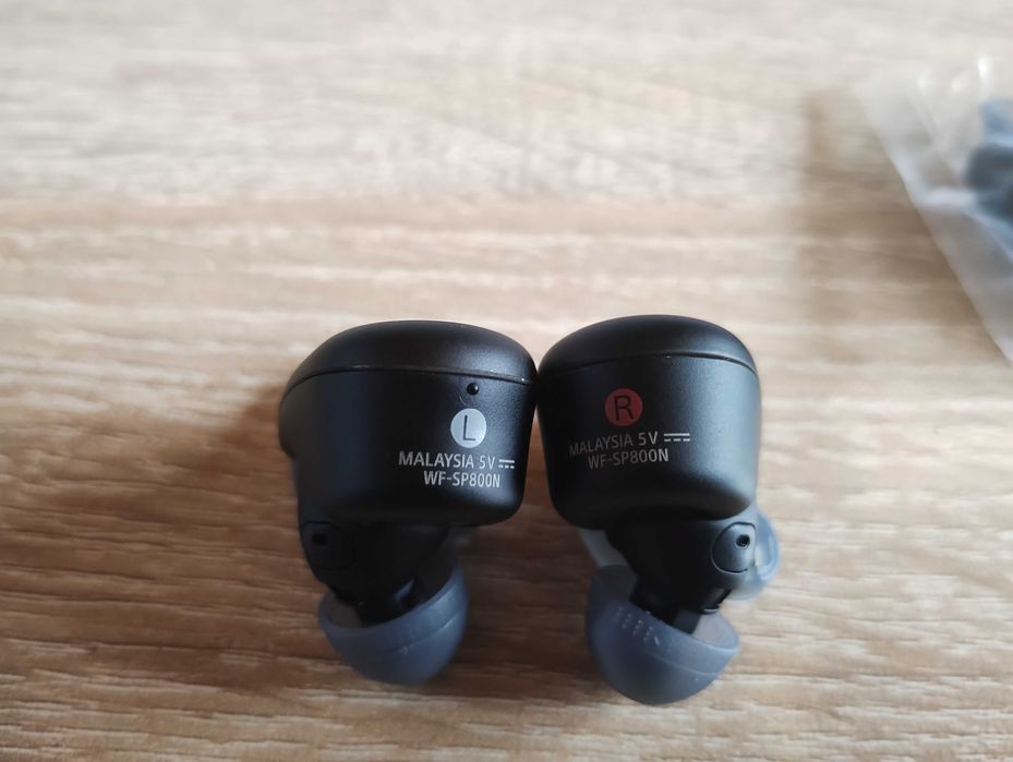 Слушалки Sony WF-SP800N