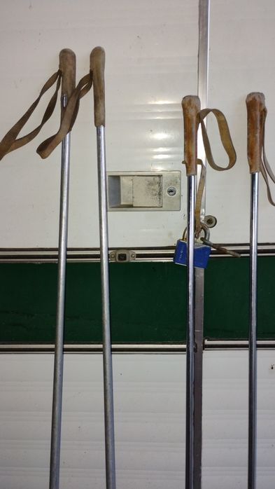 Bete schi vechi vintage