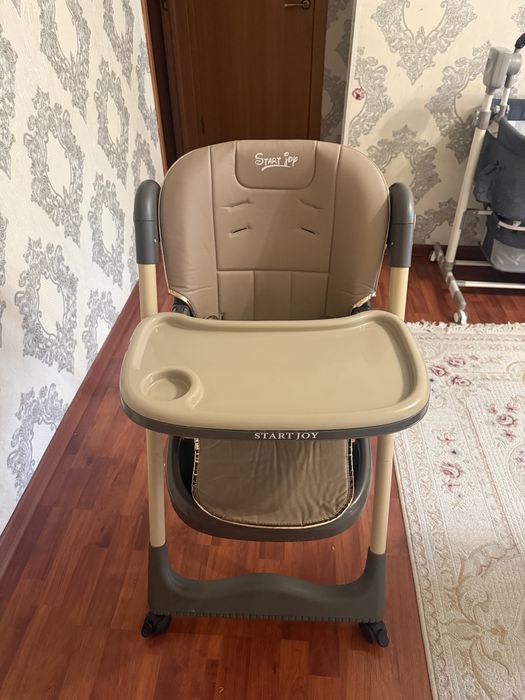 Столик для кормления