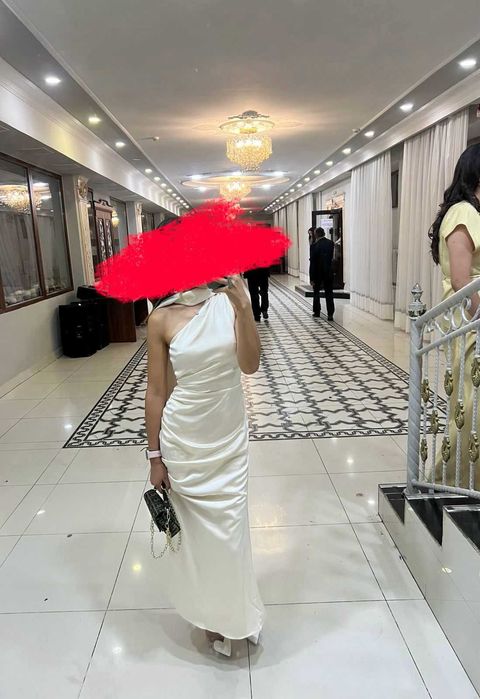 Продаю платье от Lichi