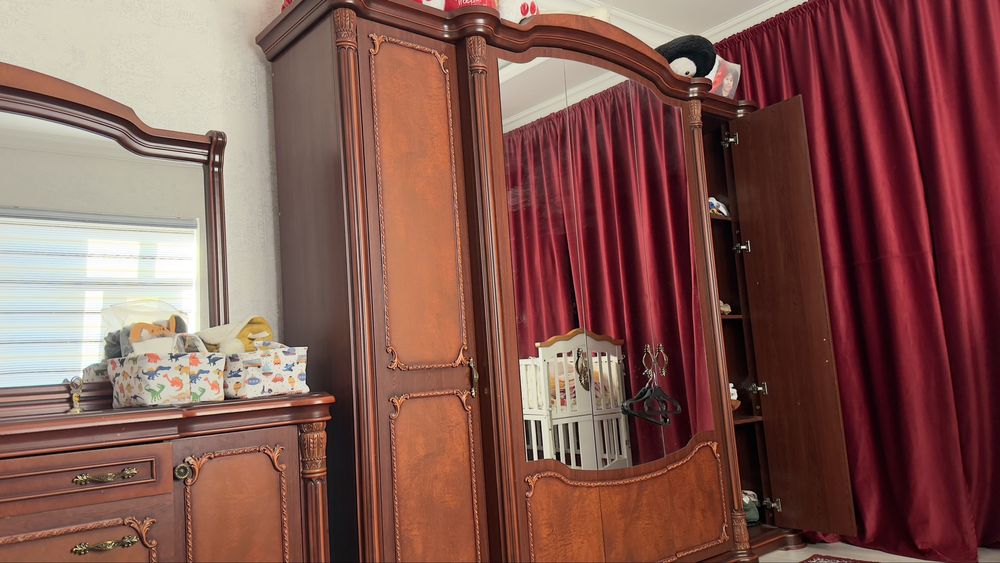 Shfaner i trumo, mebel bez divan