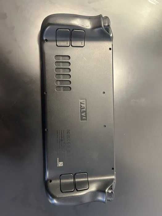 mini dock TV  si husa grip -accesorii bonus pt Steam Deck