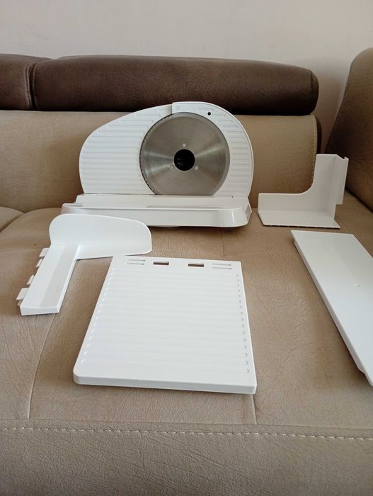 Електрическа машина за рязане на храна