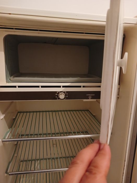 Продам холодильник Бирюса