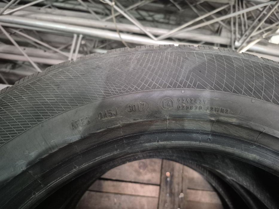 4 anvelope vară Pirelli 215 65 17