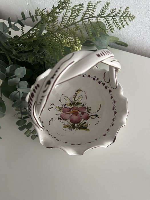 Coș ceramic pictat manual cu mâner