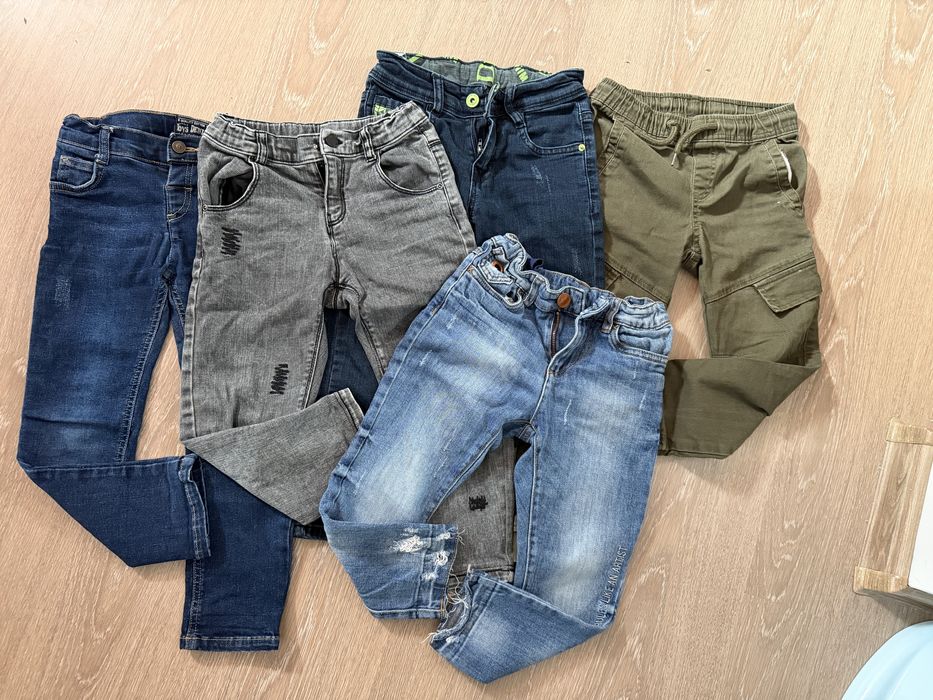 Lot blugi marimea 110 zara